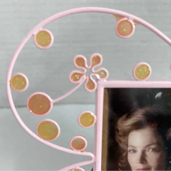 Pink butterfly metal photo frame - Picture 8 of 8